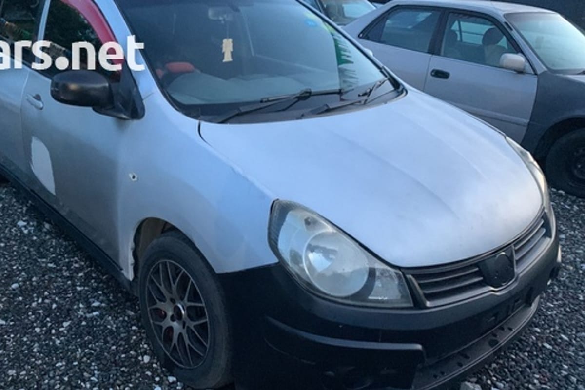 Nissan AD Wagon 1,5L 2012