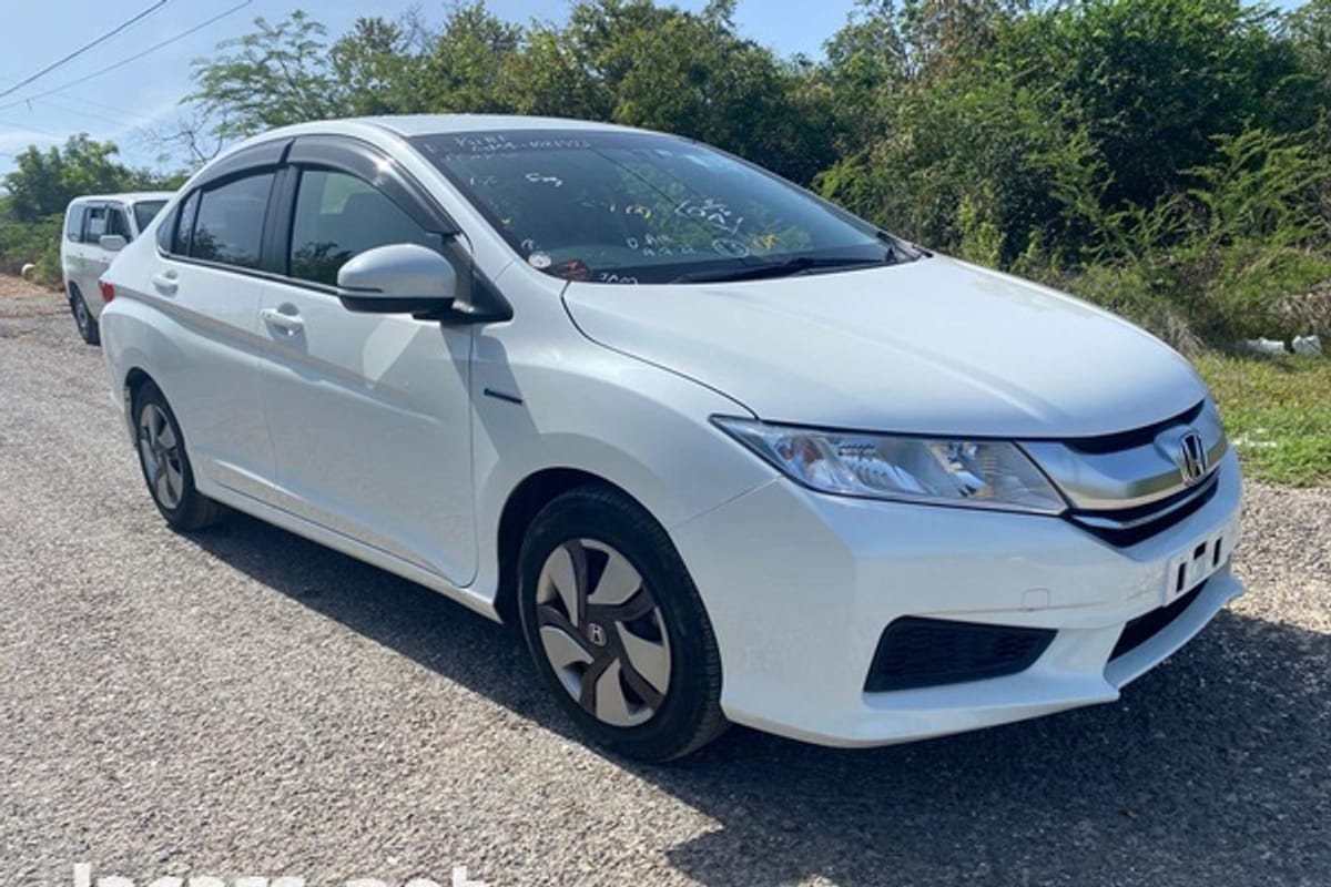 Honda Grace 1,5L 2015