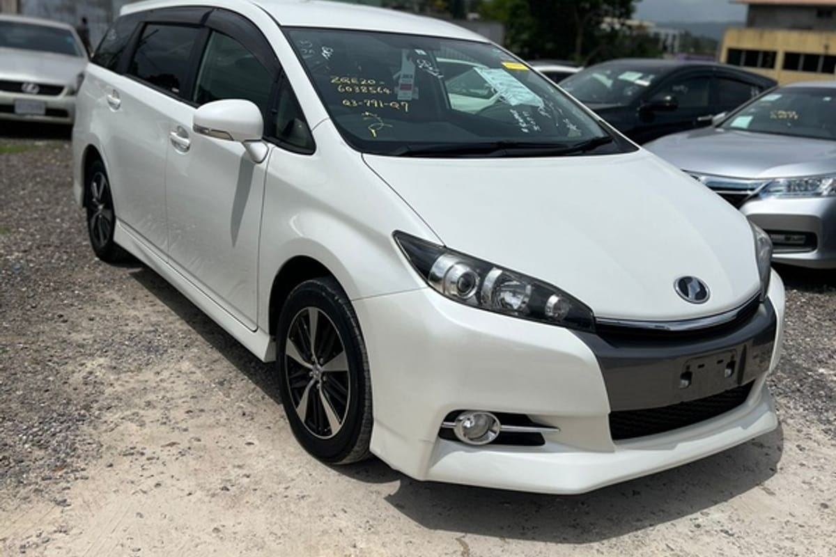 Toyota Wish 1,8L 2017