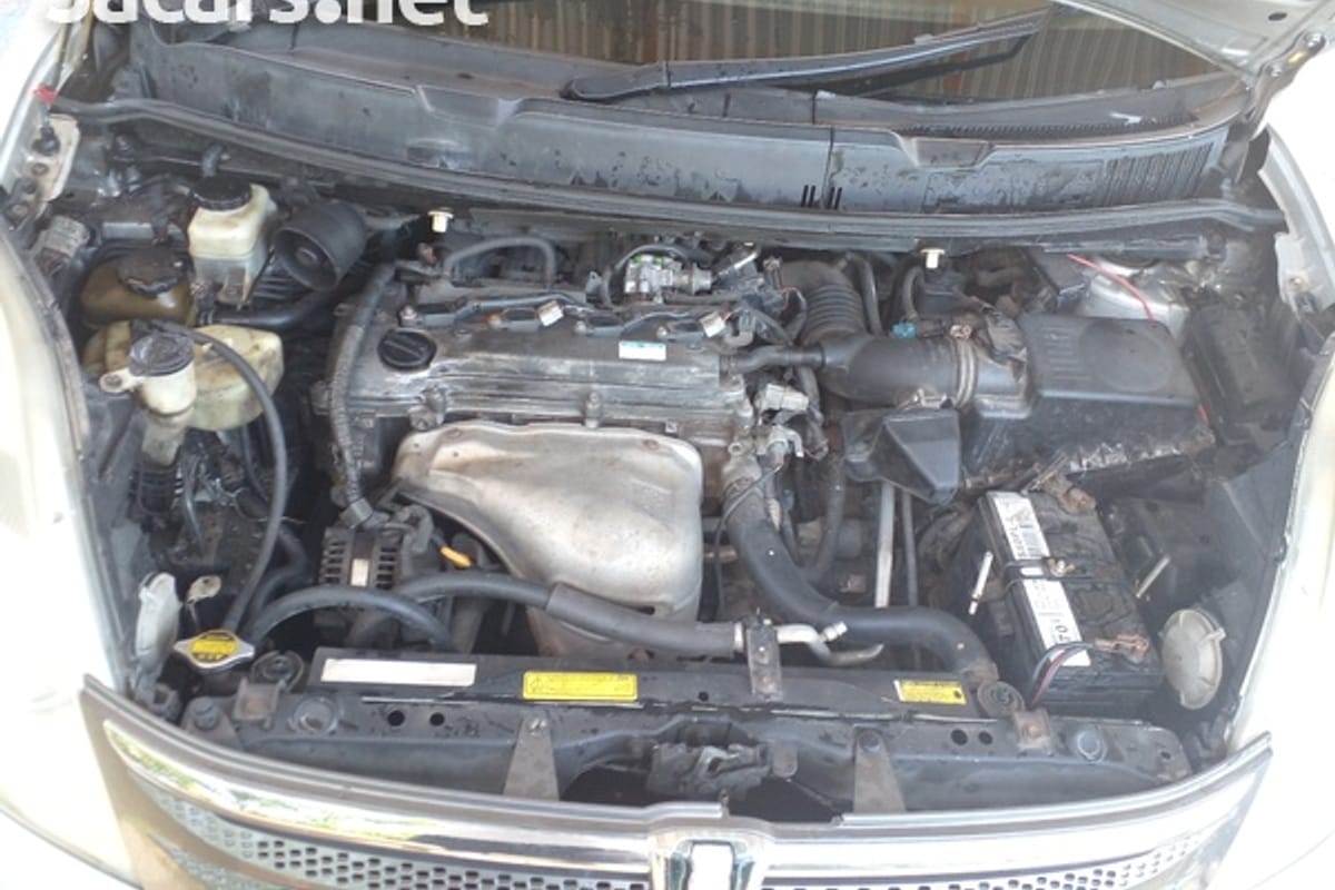 Toyota Isis 2,0L 2006