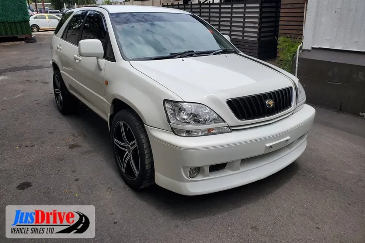 1999 TOYOTA HARRIER