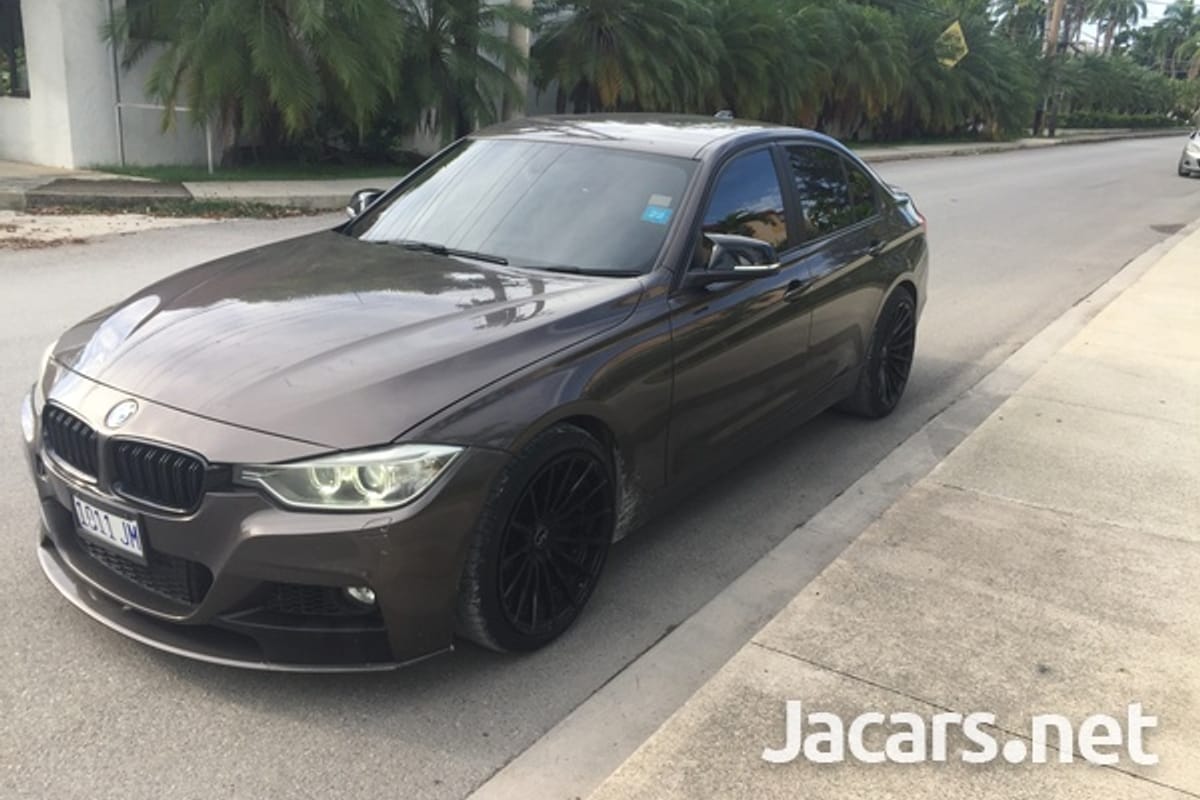 BMW 3-Series 2,0L 2013