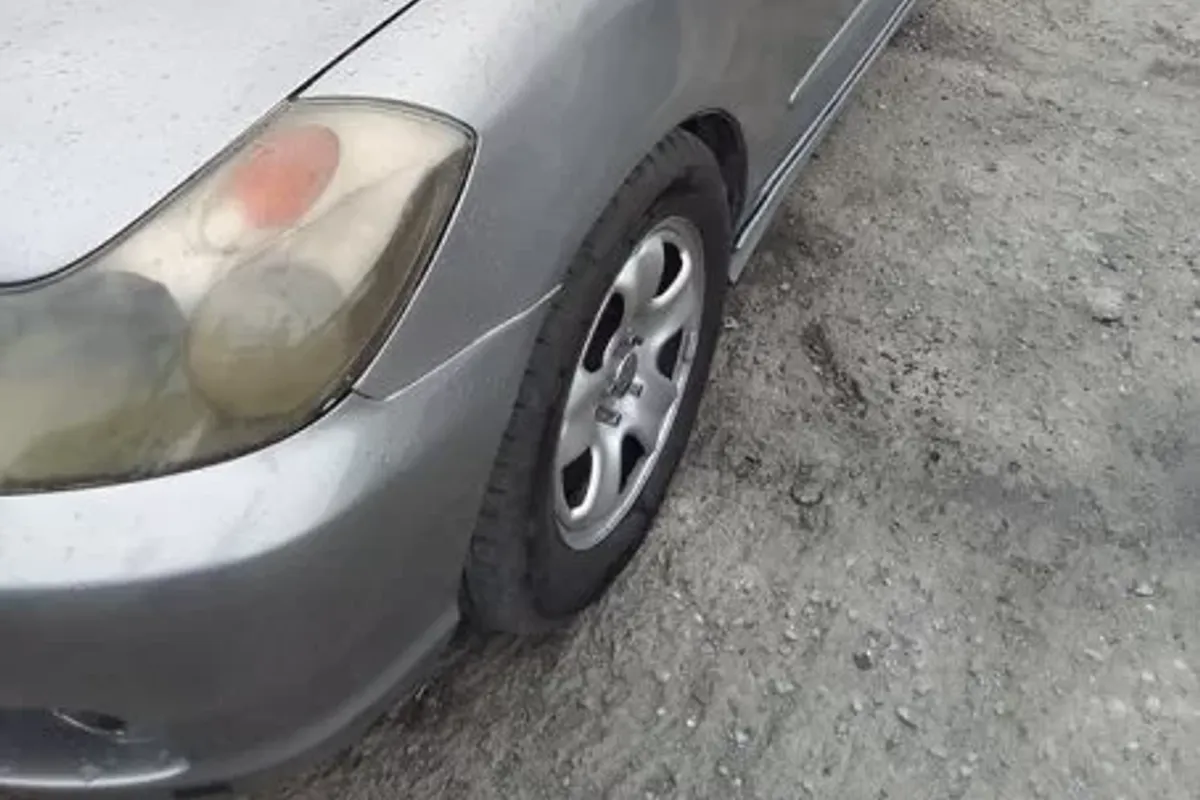 2004 honda stream 7 seater