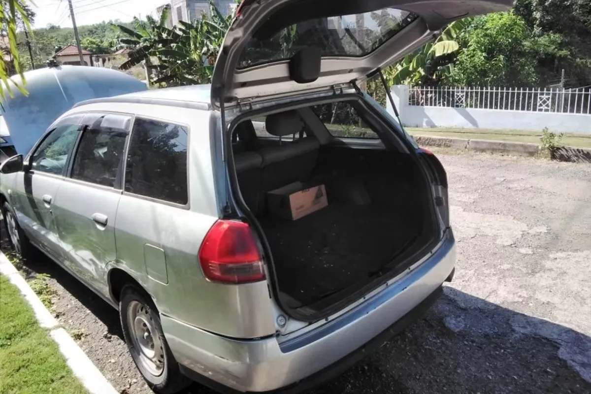 2005 Nissan Wingroad