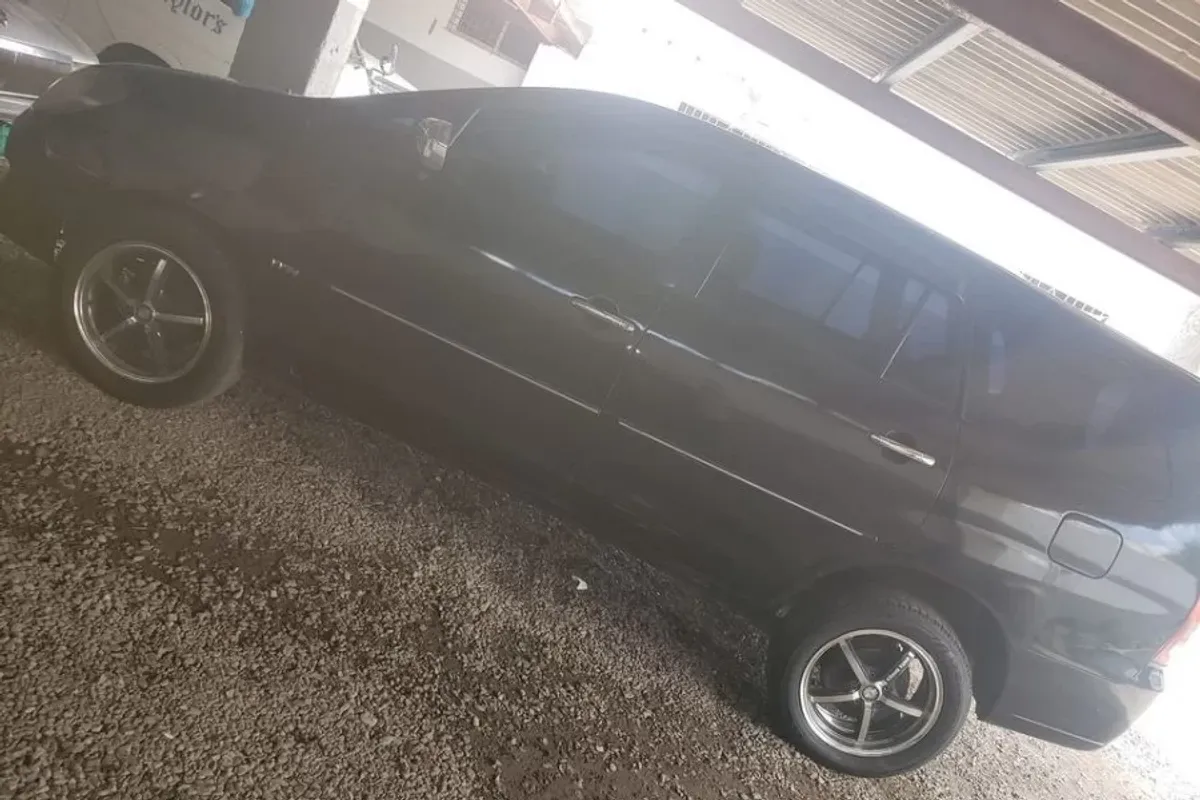 2006 toyota innova