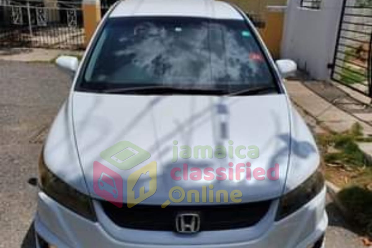 For Sale: 2012 RSZ Pearl White Honda Stream For Sale