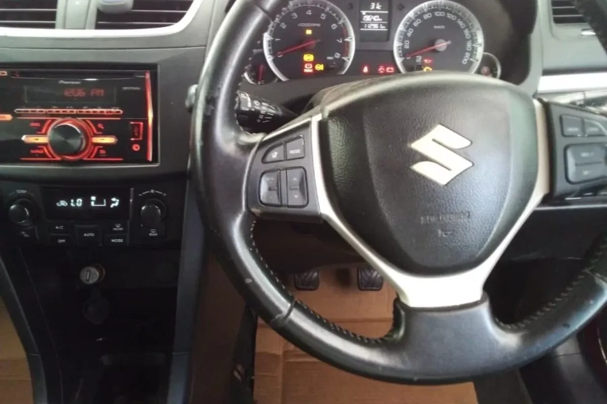 2013 Suzuki Swift RS