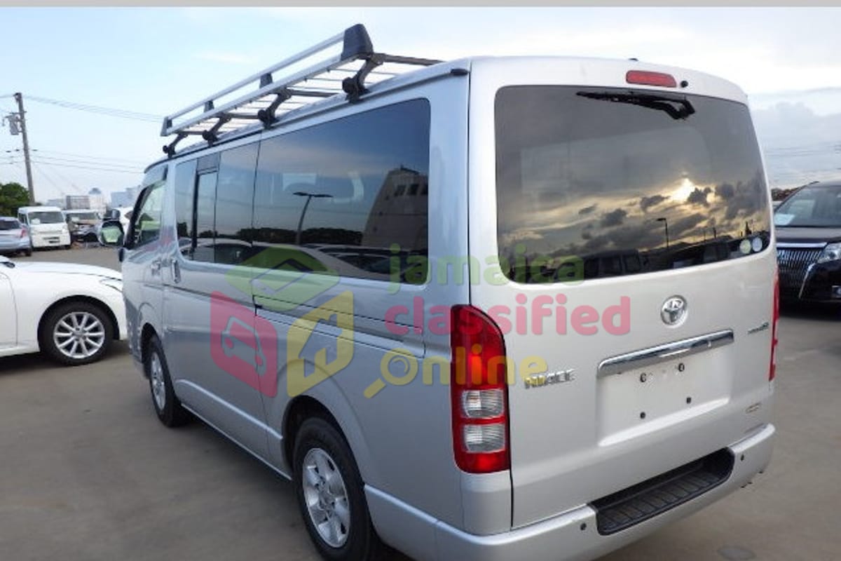 For Sale: 2013 TOYOTA HIACE SUPER GL