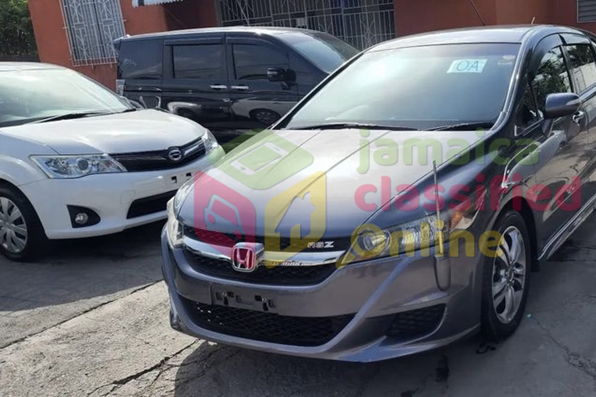 For Sale: 2014 Honda Stream Rsz Newly Imported