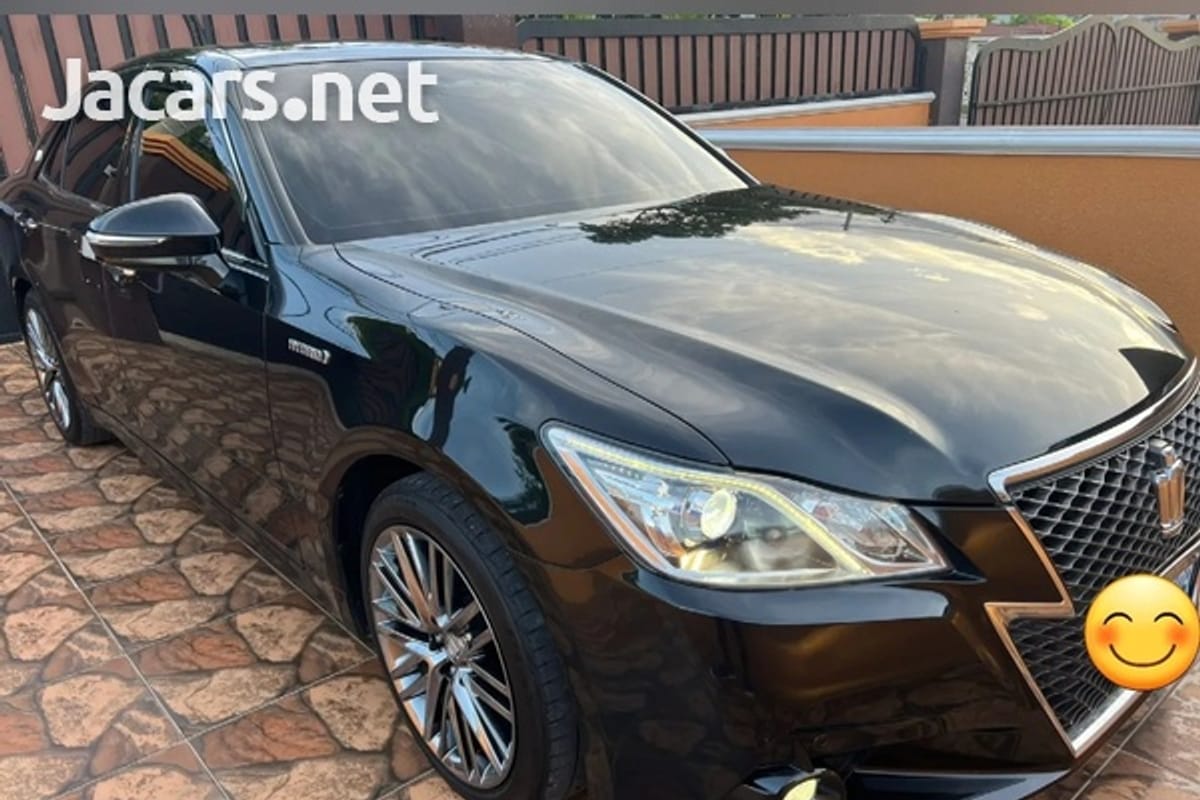 Toyota Crown 2,5L 2014