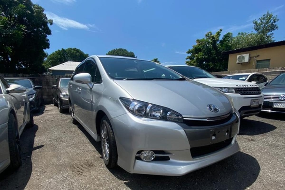 Toyota Wish 1,8L 2017