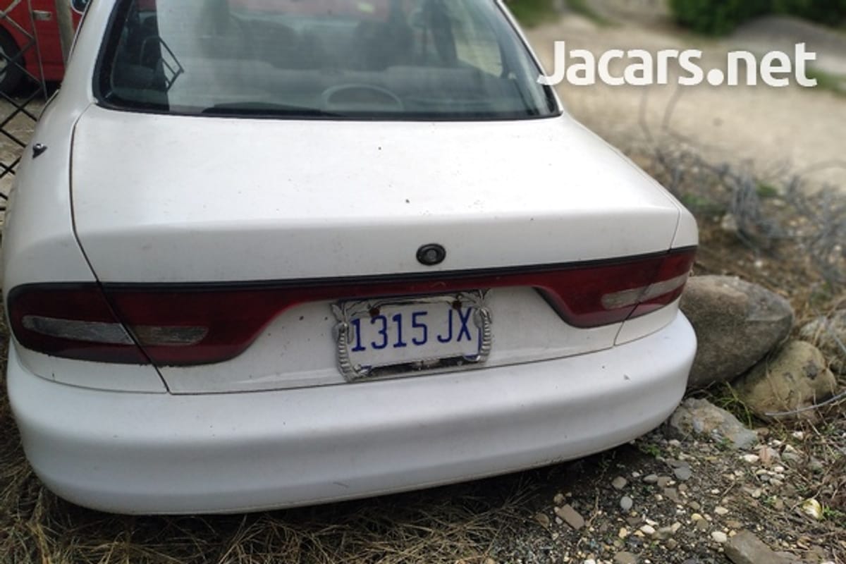 Mitsubishi Lancer 1,3L 1995