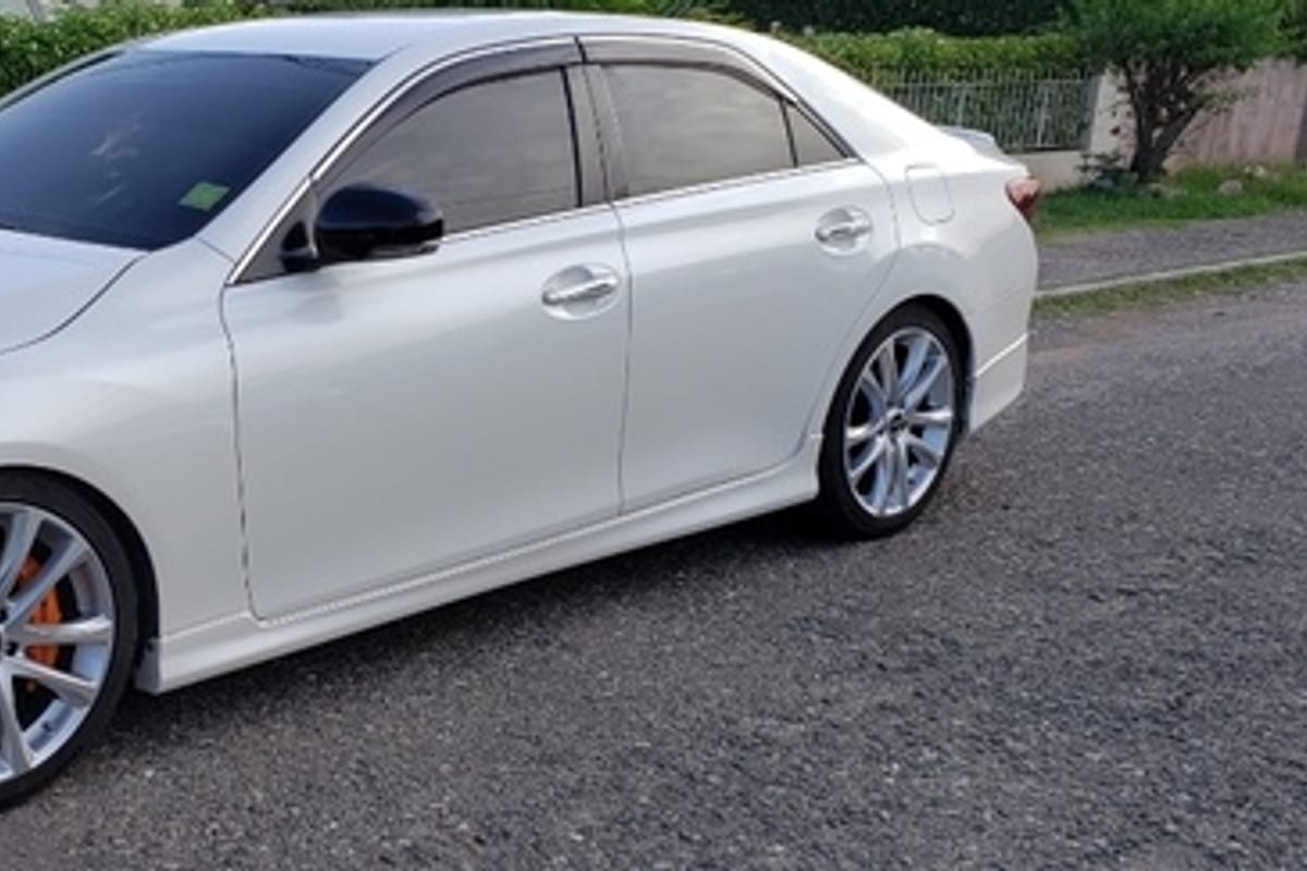 Toyota Mark X 3,5L 2011
