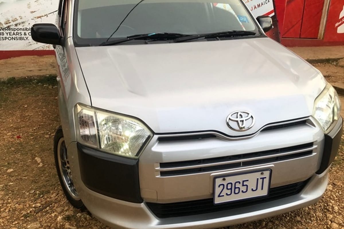 Toyota Probox 1,5L 2015