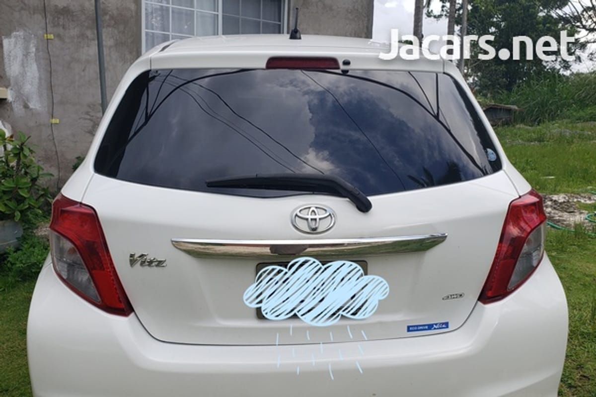 Toyota Vitz 1,3L 2012