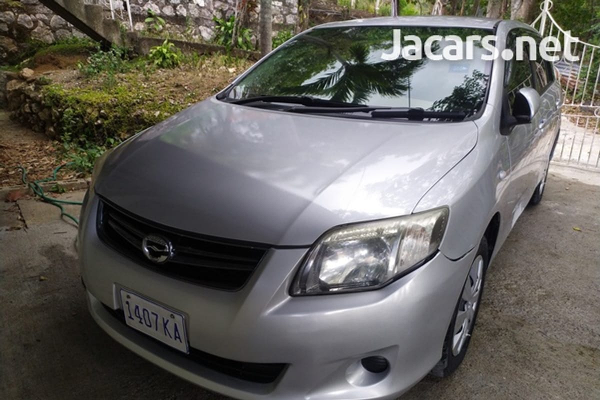 Toyota Fielder 1,5L 2012