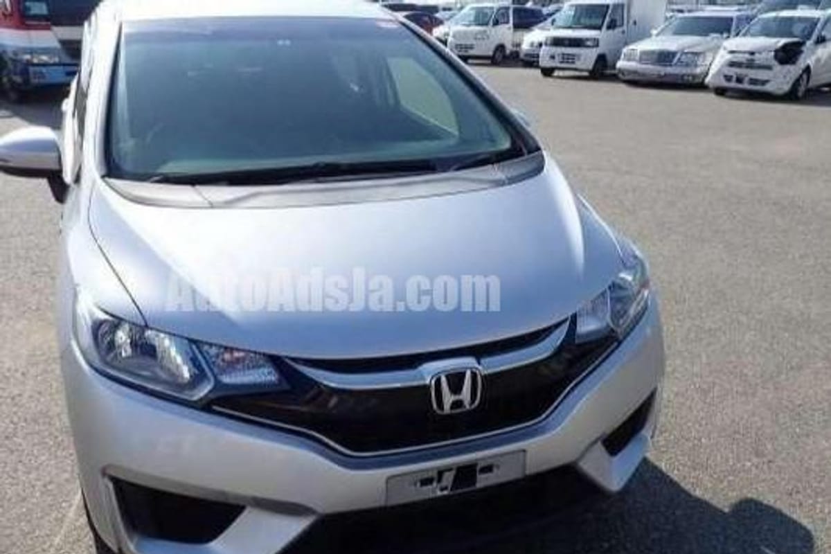2016 Honda Fit Hybrid