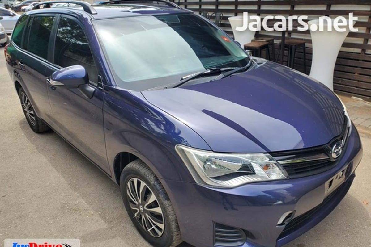 Toyota Fielder 1,5L 2015