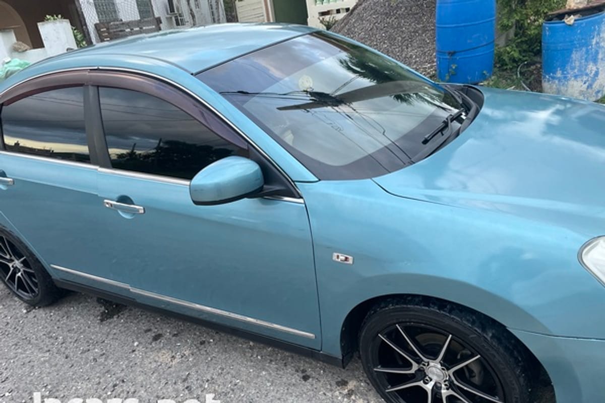 Nissan Bluebird 2,0L 2007