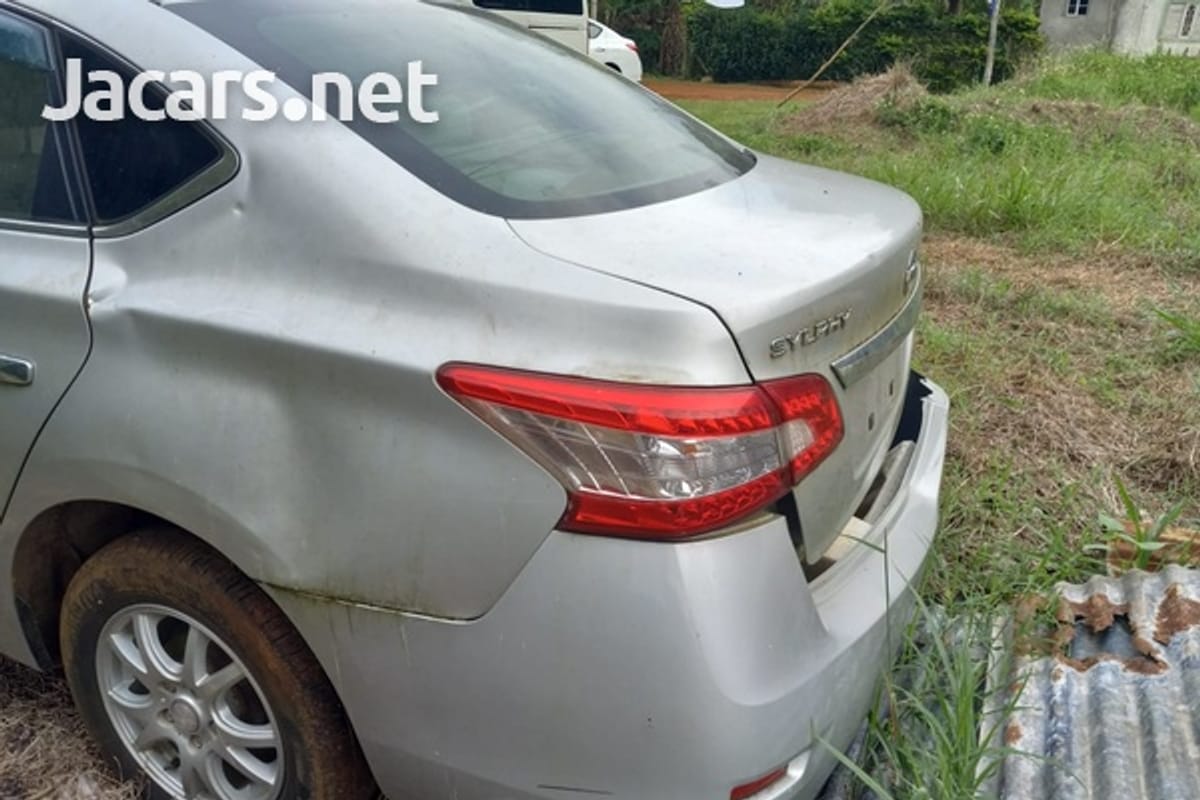 Nissan Sylphy 1,8L 2014
