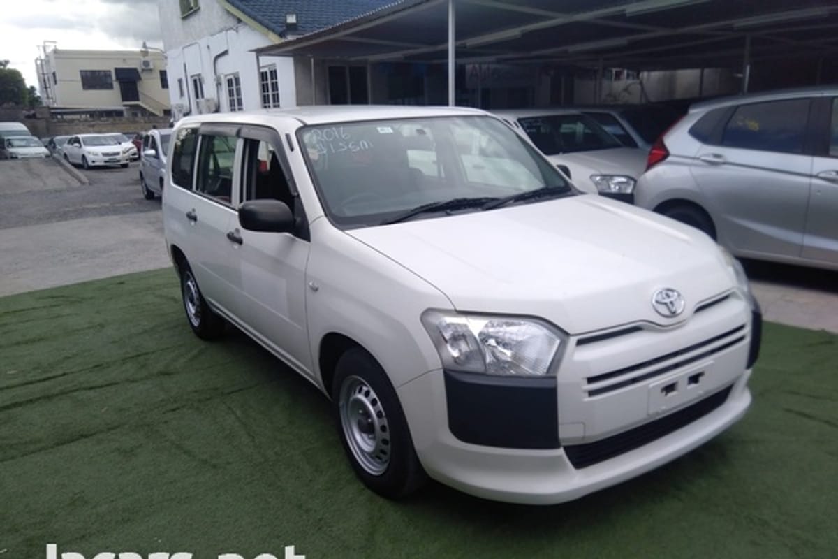 Toyota Probox 1,5L 2016