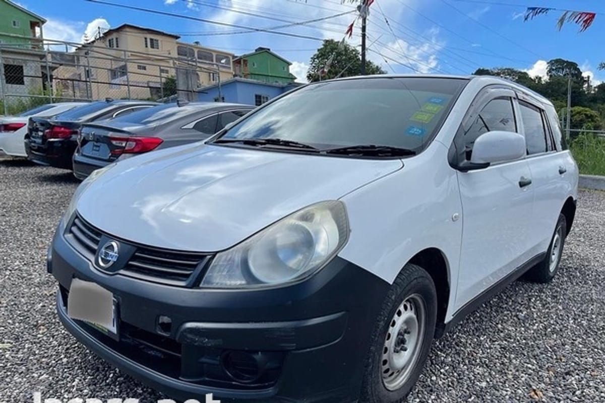 Nissan AD Wagon 1,5L 2014