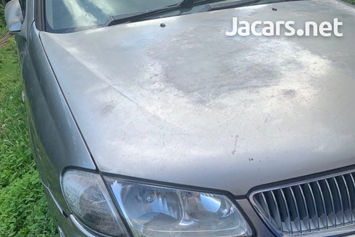 Nissan Almera 1,5L 2001