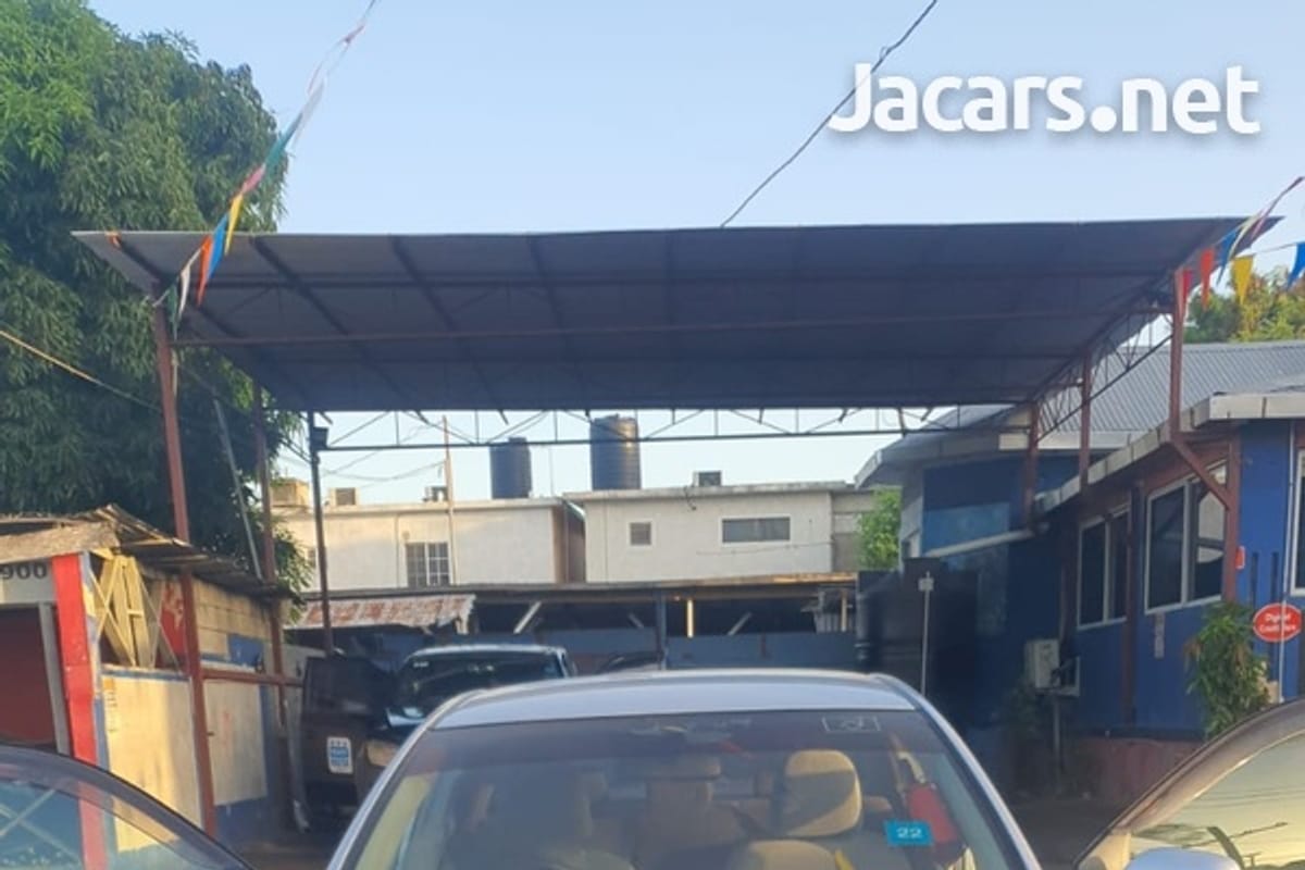 Toyota Axio 1,5L 2012