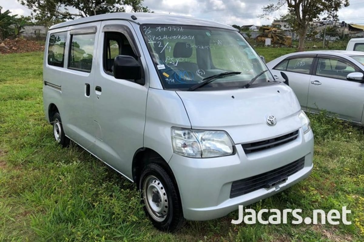 Toyota Town Ace 1,5L 2013