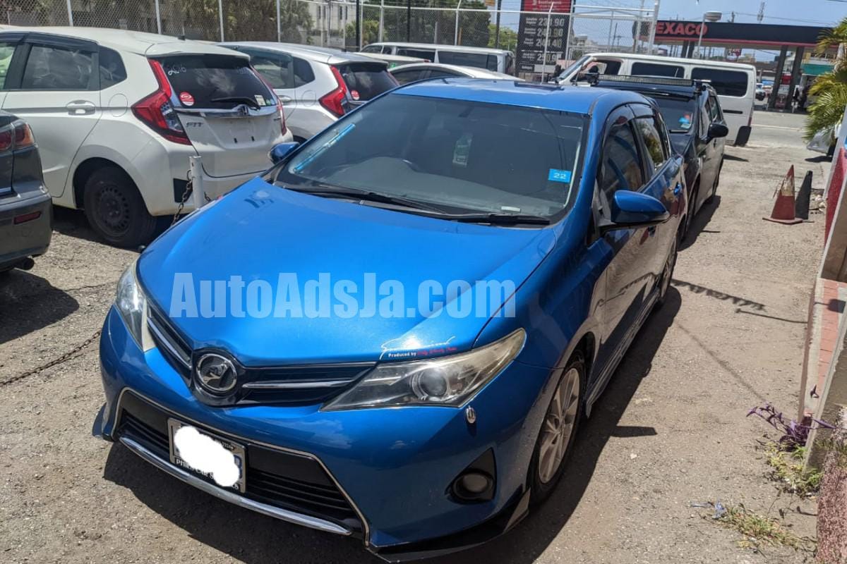 2013 Toyota Auris RS