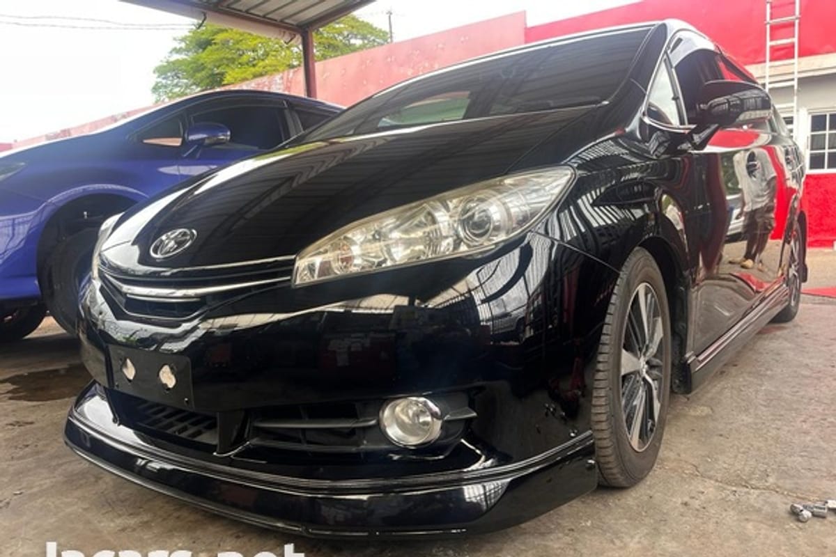 Toyota Wish 1,8L 2016