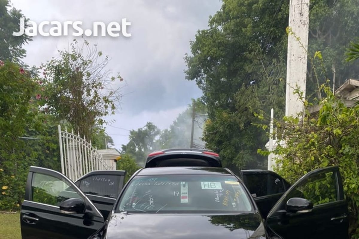 Toyota Mark X 2,5L 2013