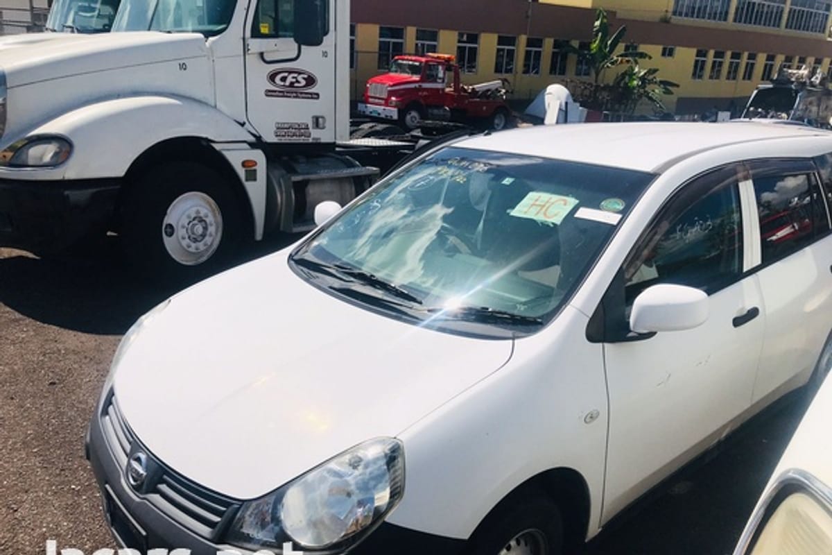 Nissan AD Wagon 1,5L 2015