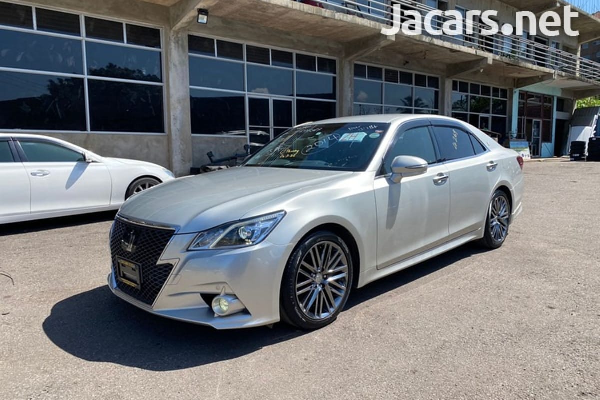 Toyota Crown 3,5L 2014