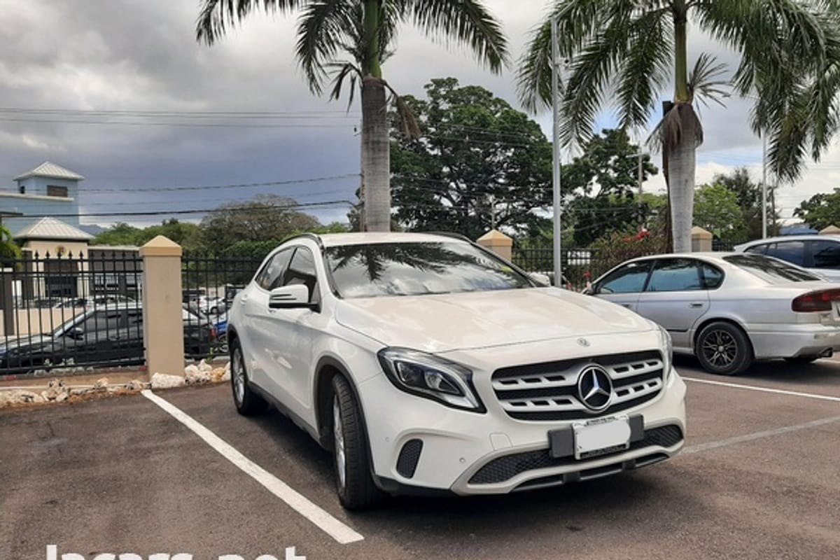 Mercedes-Benz GLA-Class 1,6L 2018