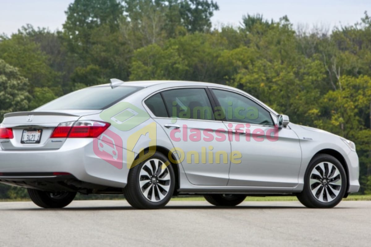 For Sale: Crashed Honda Accord 2015