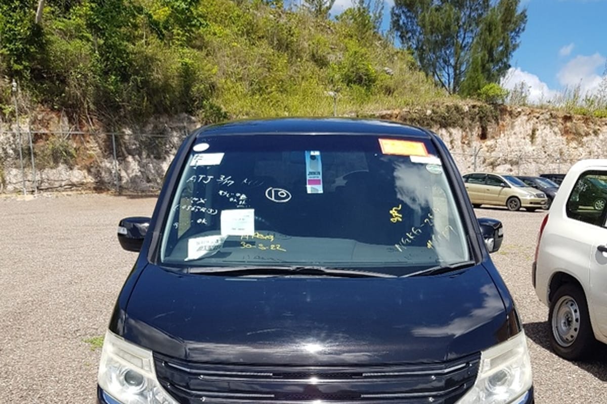 Honda Stepwgn Spada 2,0L 2014