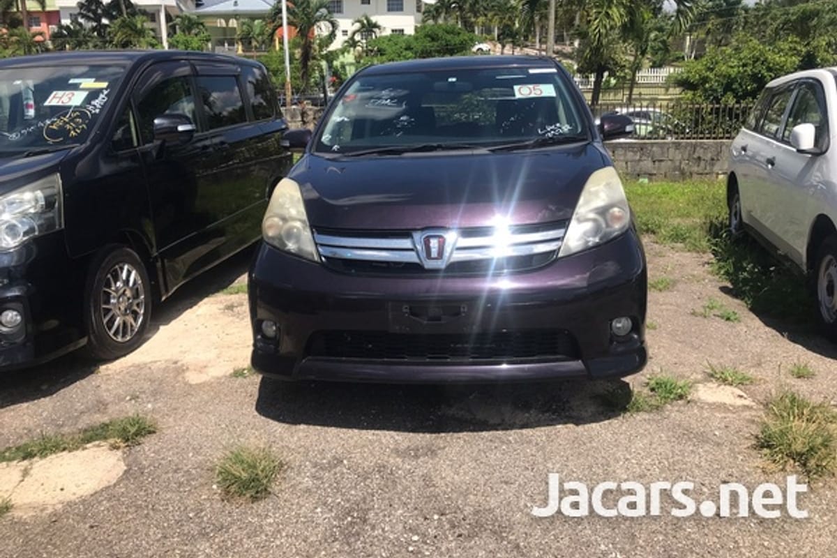 Toyota Isis 1,8L 2013