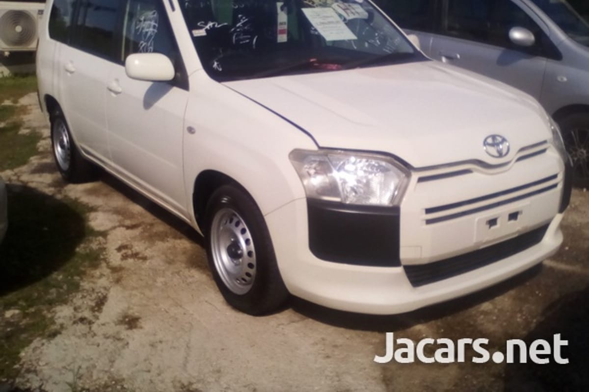 Toyota Probox 1,5L 2016