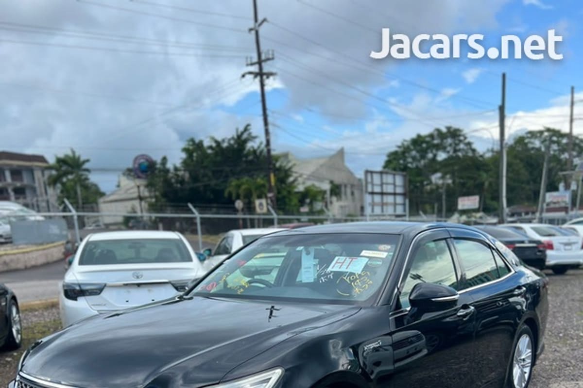 Toyota Crown 2,5L 2014