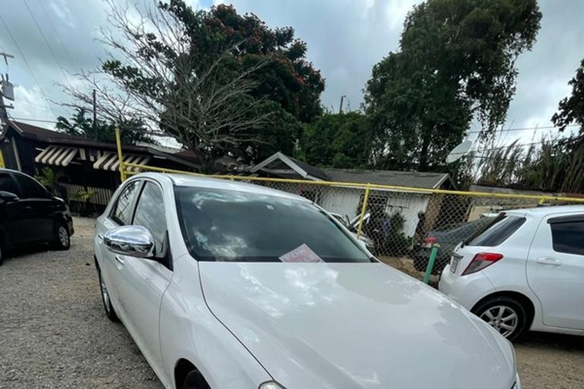 Toyota Mark X 2,5L 2012