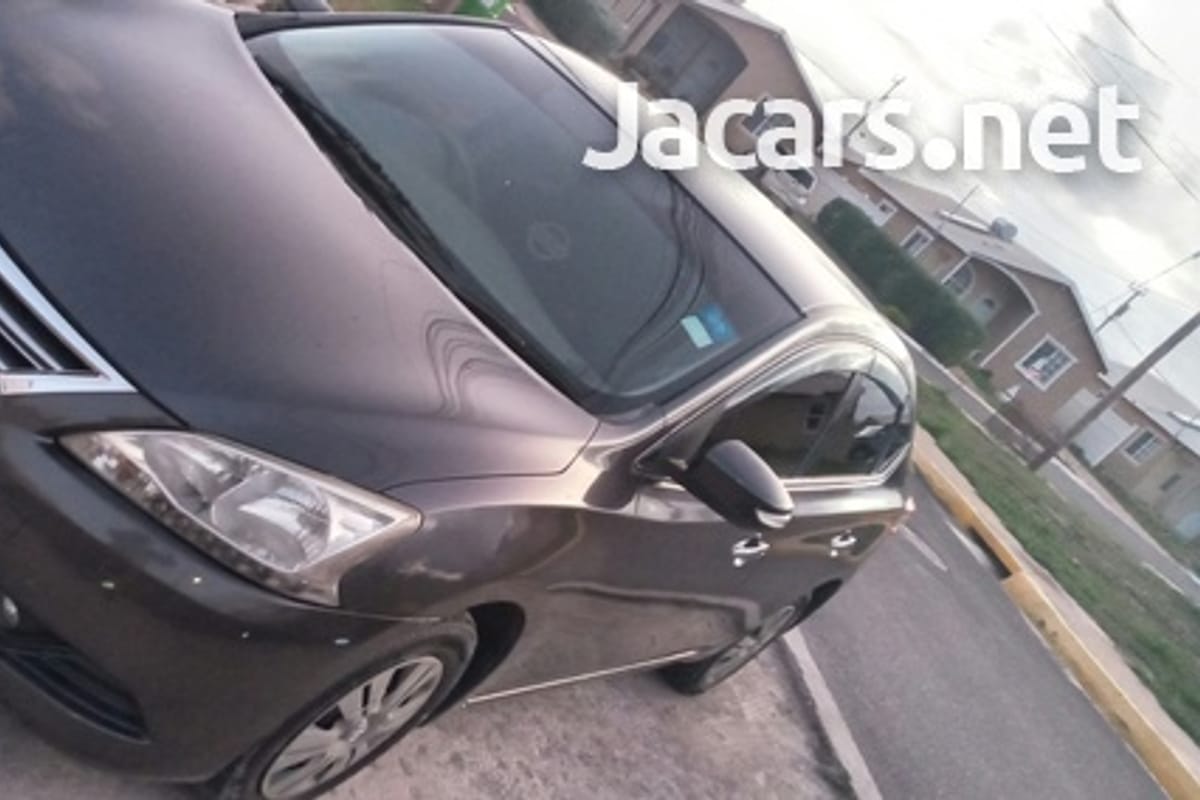 Nissan Sylphy 1,8L 2014