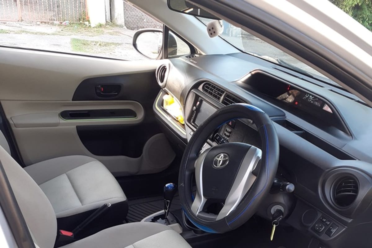 Toyota Aqua 1,5L 2015