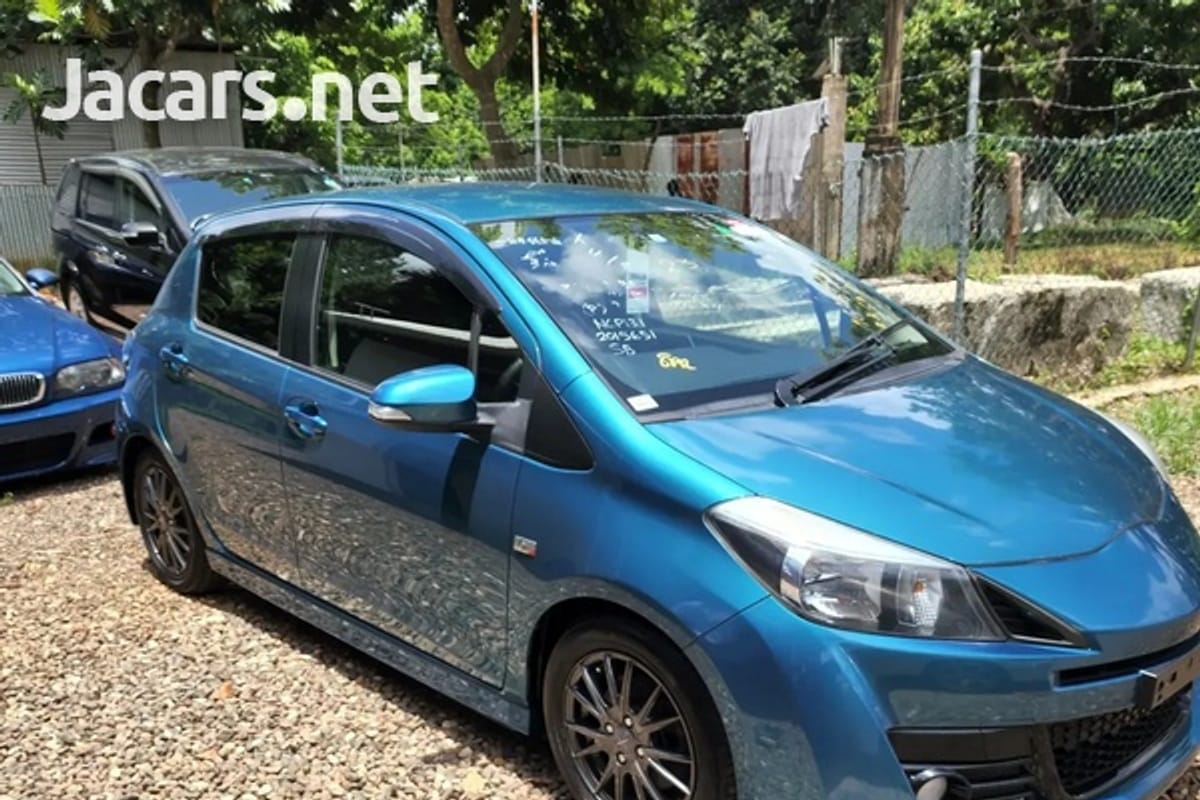 Toyota Vitz 1,5L 2013