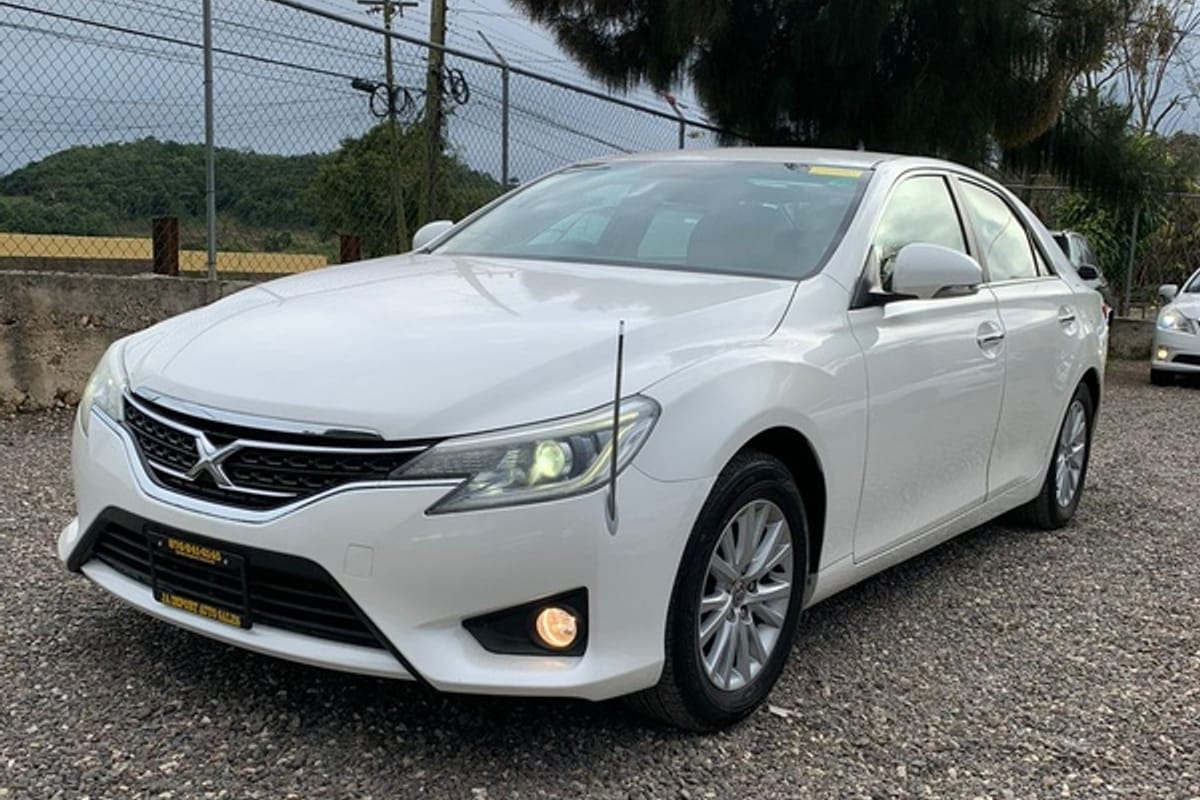 Toyota Mark X 2,5L 2013