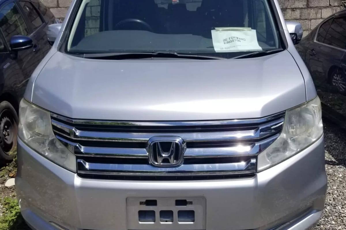 For Sale: Honda Stepwgn