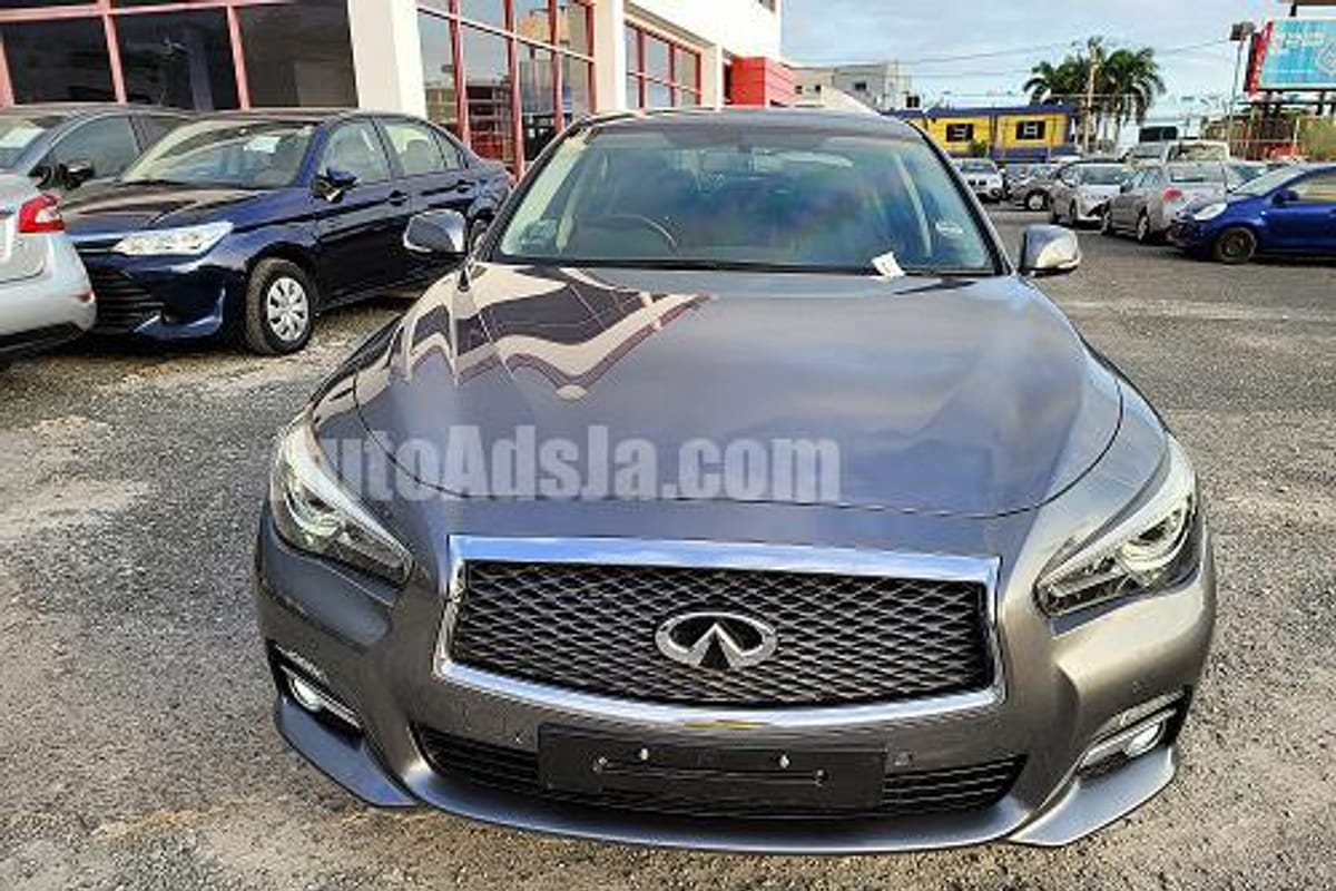 2016 Nissan Infiniti Q50