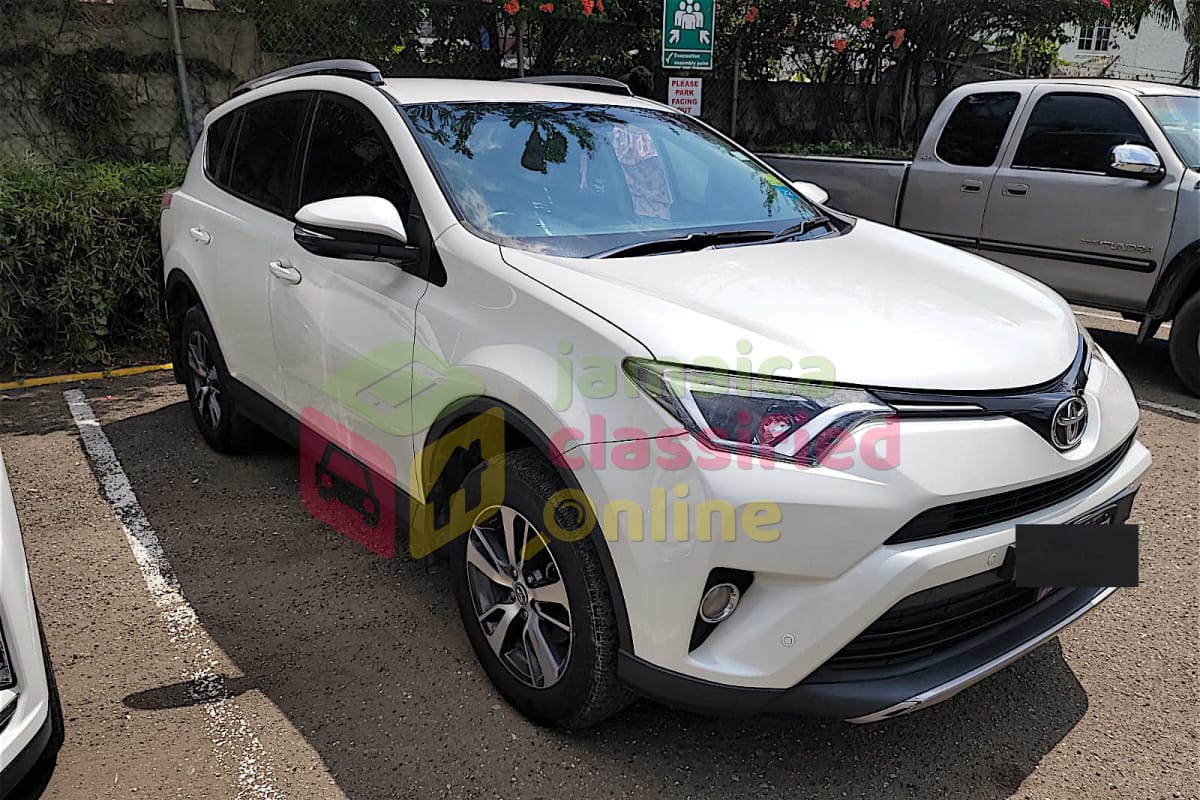 For Sale: TOYOTA RAV4 2017
