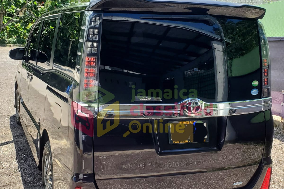 For Sale: Toyota Voxy