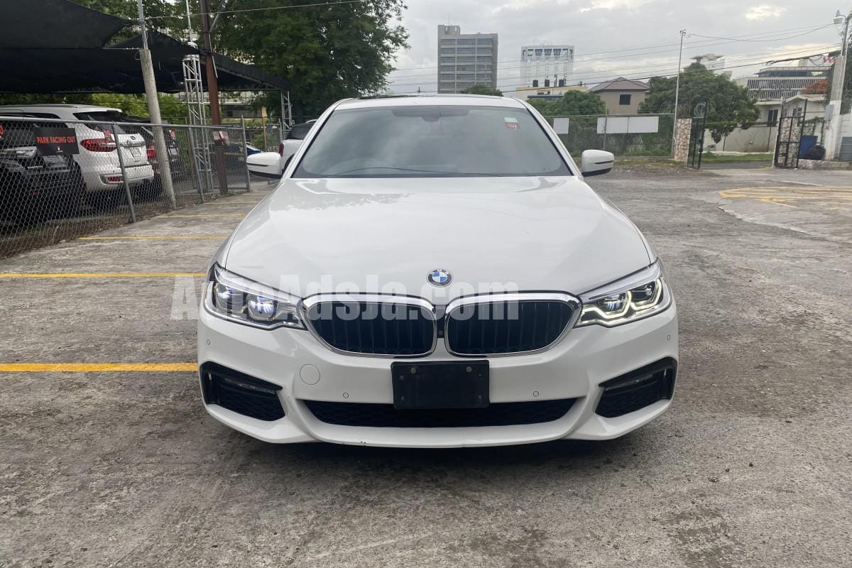 2018 BMW 530